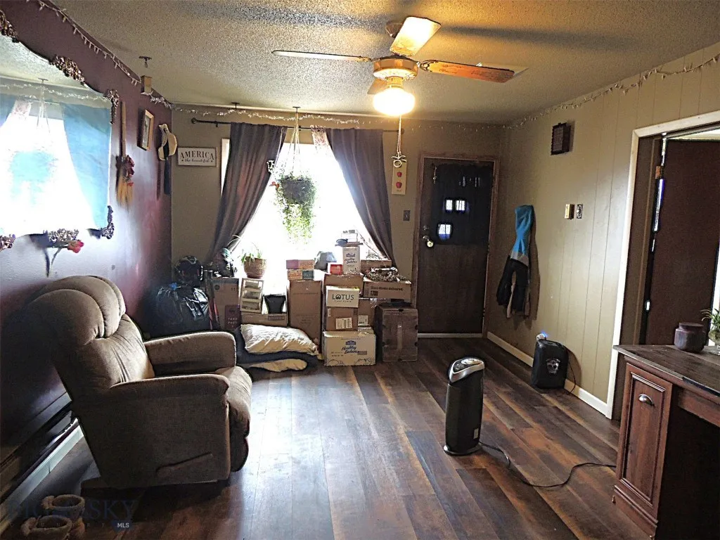 2211 Walnut Street, Butte, Montana 59701, Butte, Montana 59701, 2 Bedrooms Bedrooms, ,1 BathroomBathrooms,Residential,For Sale,2211 Walnut Street, Butte, Montana 59701,0,409225