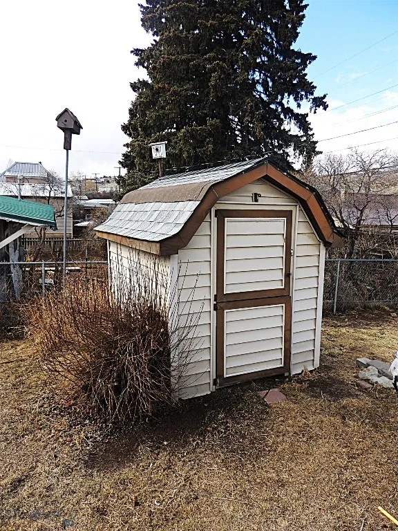 2211 Walnut Street, Butte, Montana 59701, Butte, Montana 59701, 2 Bedrooms Bedrooms, ,1 BathroomBathrooms,Residential,For Sale,2211 Walnut Street, Butte, Montana 59701,0,409225