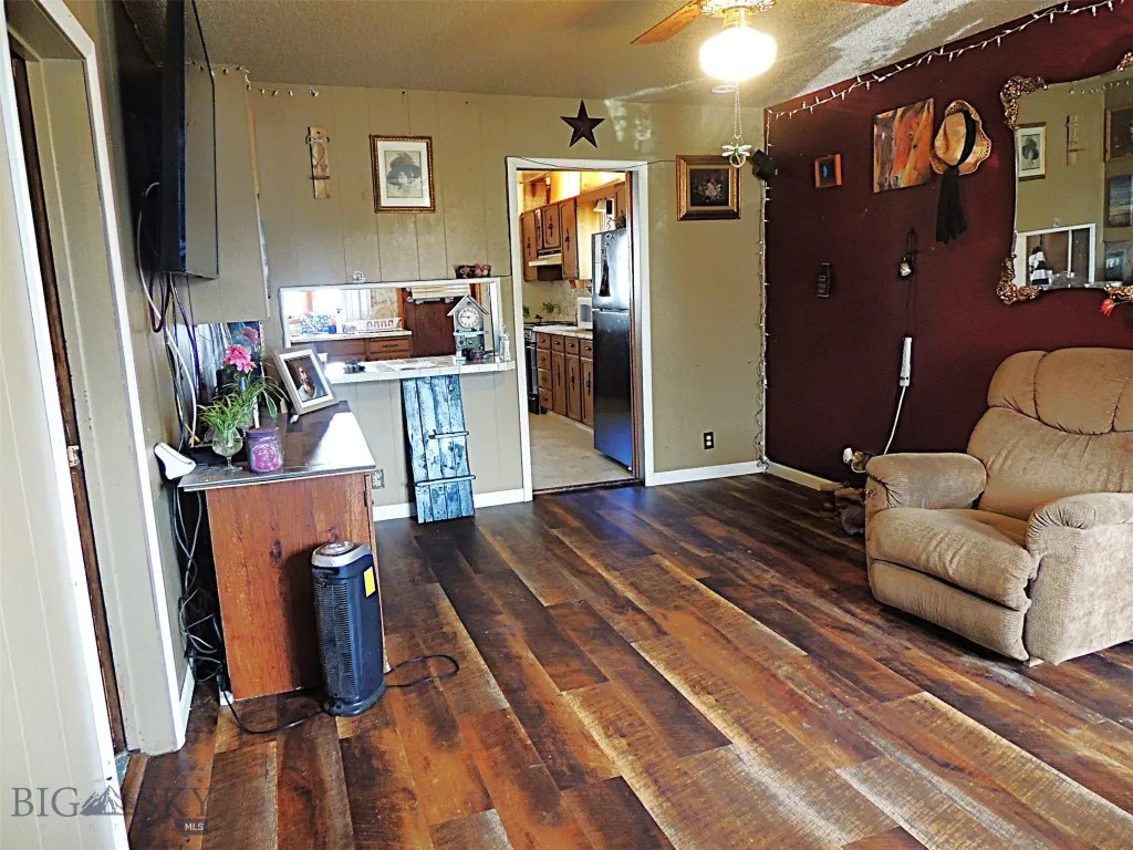 2211 Walnut Street, Butte, Montana 59701, Butte, Montana 59701, 2 Bedrooms Bedrooms, ,1 BathroomBathrooms,Residential,For Sale,2211 Walnut Street, Butte, Montana 59701,0,409225