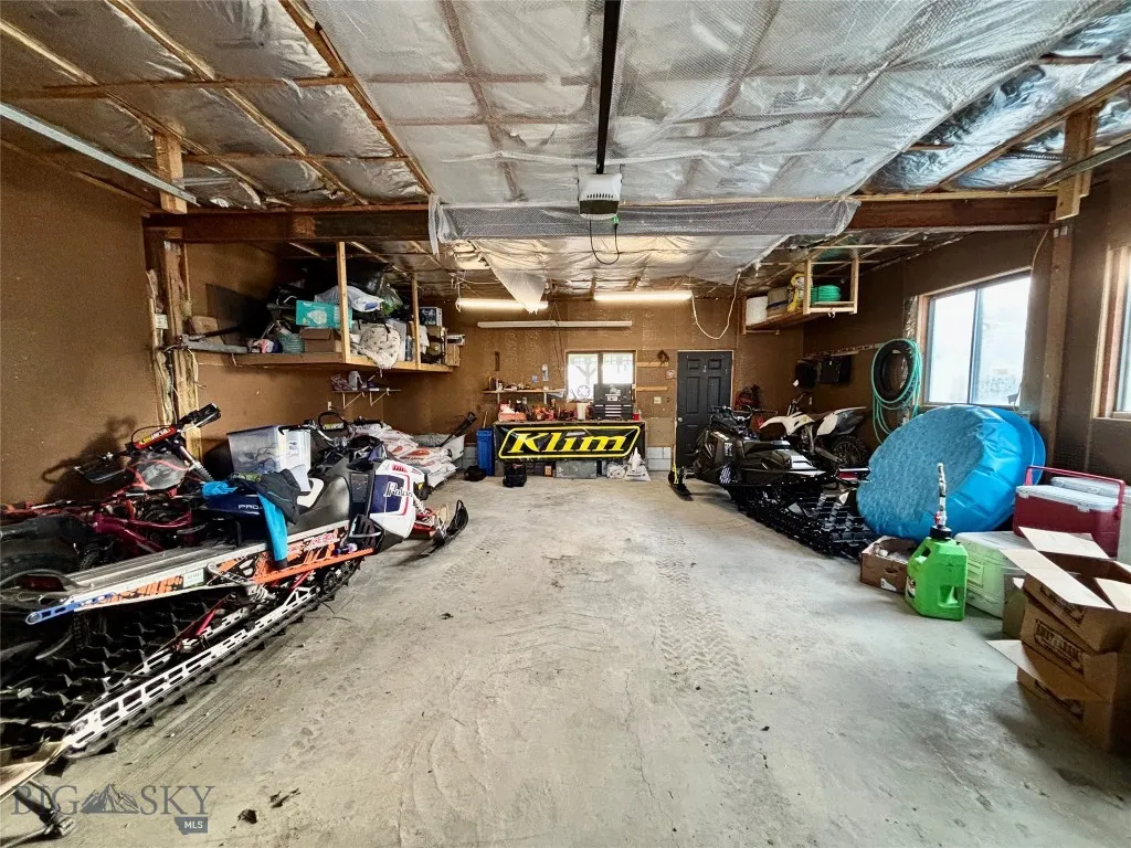 634 E Center Street, Dillon, Montana 59725, Dillon, Montana 59725, 4 Bedrooms Bedrooms, ,2 BathroomsBathrooms,Residential,For Sale,634 E Center Street, Dillon, Montana 59725,0,409231