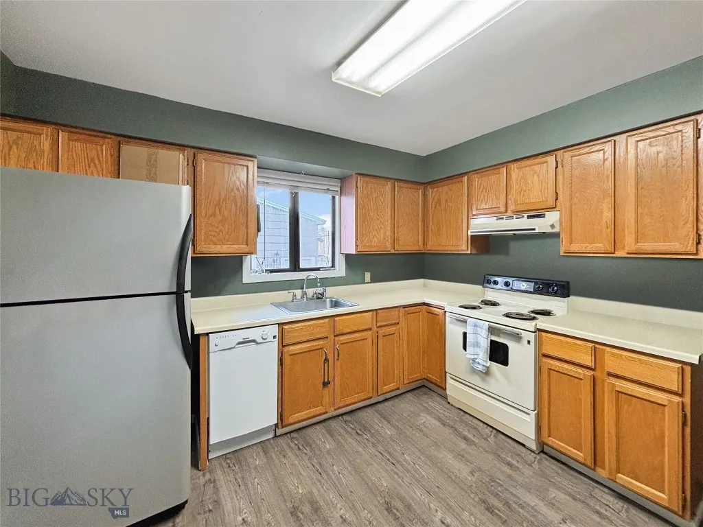 634 E Center Street, Dillon, Montana 59725, Dillon, Montana 59725, 4 Bedrooms Bedrooms, ,2 BathroomsBathrooms,Residential,For Sale,634 E Center Street, Dillon, Montana 59725,0,409231