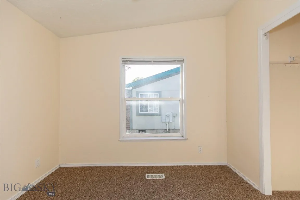 805 Oakwood Drive, Belgrade, Montana 59714, Belgrade, Montana 59714, 3 Bedrooms Bedrooms, ,2 BathroomsBathrooms,Residential,For Sale,805 Oakwood Drive, Belgrade, Montana 59714,0,409273