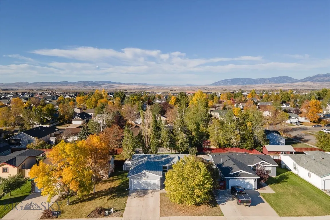 805 Oakwood Drive, Belgrade, Montana 59714, Belgrade, Montana 59714, 3 Bedrooms Bedrooms, ,2 BathroomsBathrooms,Residential,For Sale,805 Oakwood Drive, Belgrade, Montana 59714,0,409273