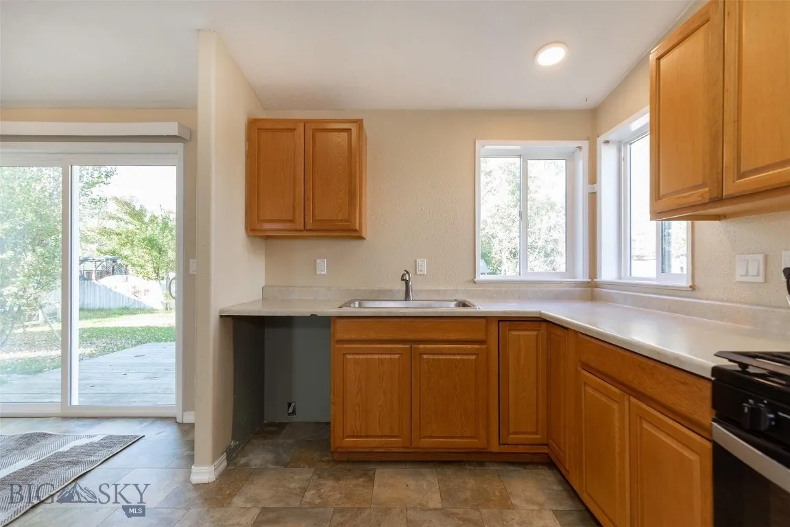 805 Oakwood Drive, Belgrade, Montana 59714, Belgrade, Montana 59714, 3 Bedrooms Bedrooms, ,2 BathroomsBathrooms,Residential,For Sale,805 Oakwood Drive, Belgrade, Montana 59714,0,409273