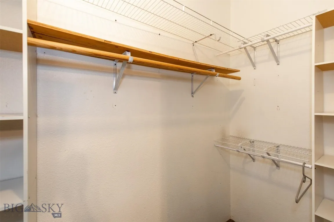 805 Oakwood Drive, Belgrade, Montana 59714, Belgrade, Montana 59714, 3 Bedrooms Bedrooms, ,2 BathroomsBathrooms,Residential,For Sale,805 Oakwood Drive, Belgrade, Montana 59714,0,409273