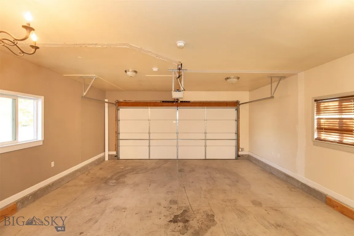 805 Oakwood Drive, Belgrade, Montana 59714, Belgrade, Montana 59714, 3 Bedrooms Bedrooms, ,2 BathroomsBathrooms,Residential,For Sale,805 Oakwood Drive, Belgrade, Montana 59714,0,409273