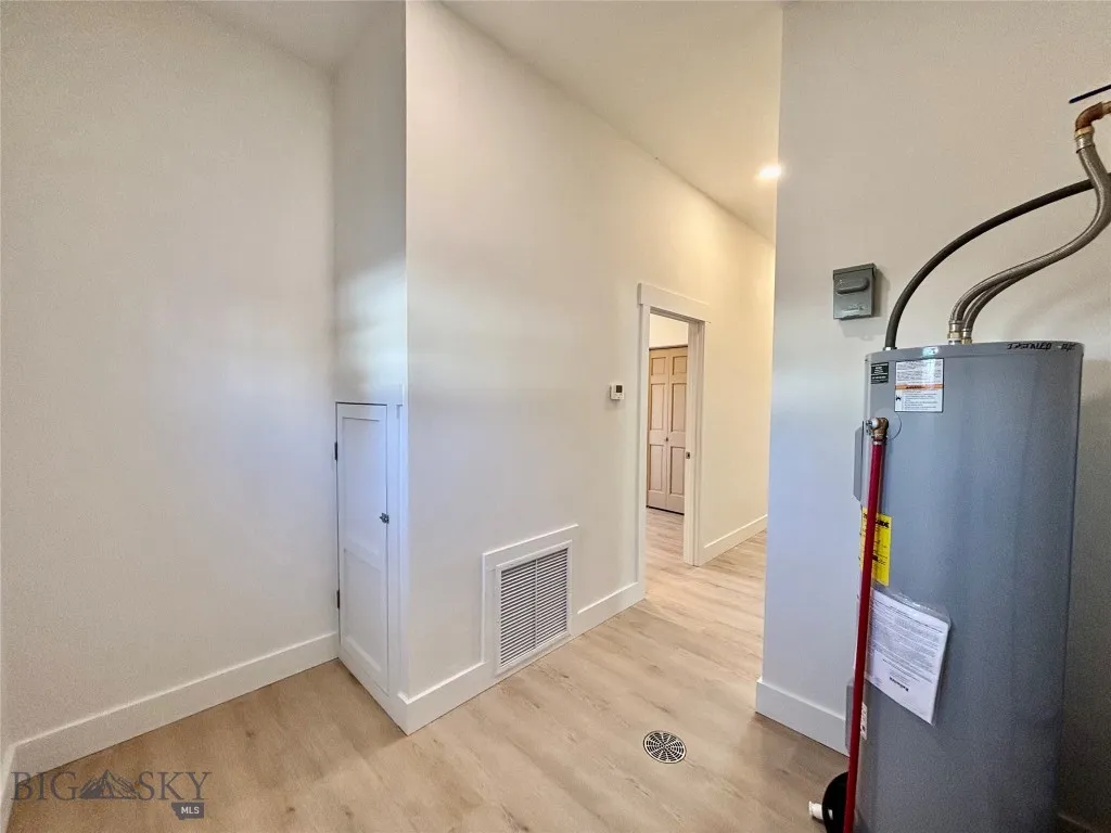 315 S Railroad Street, Dillon, Montana 59725, Dillon, Montana 59725, 3 Bedrooms Bedrooms, ,1 BathroomBathrooms,Residential,For Sale,315 S Railroad Street, Dillon, Montana 59725,0,409282