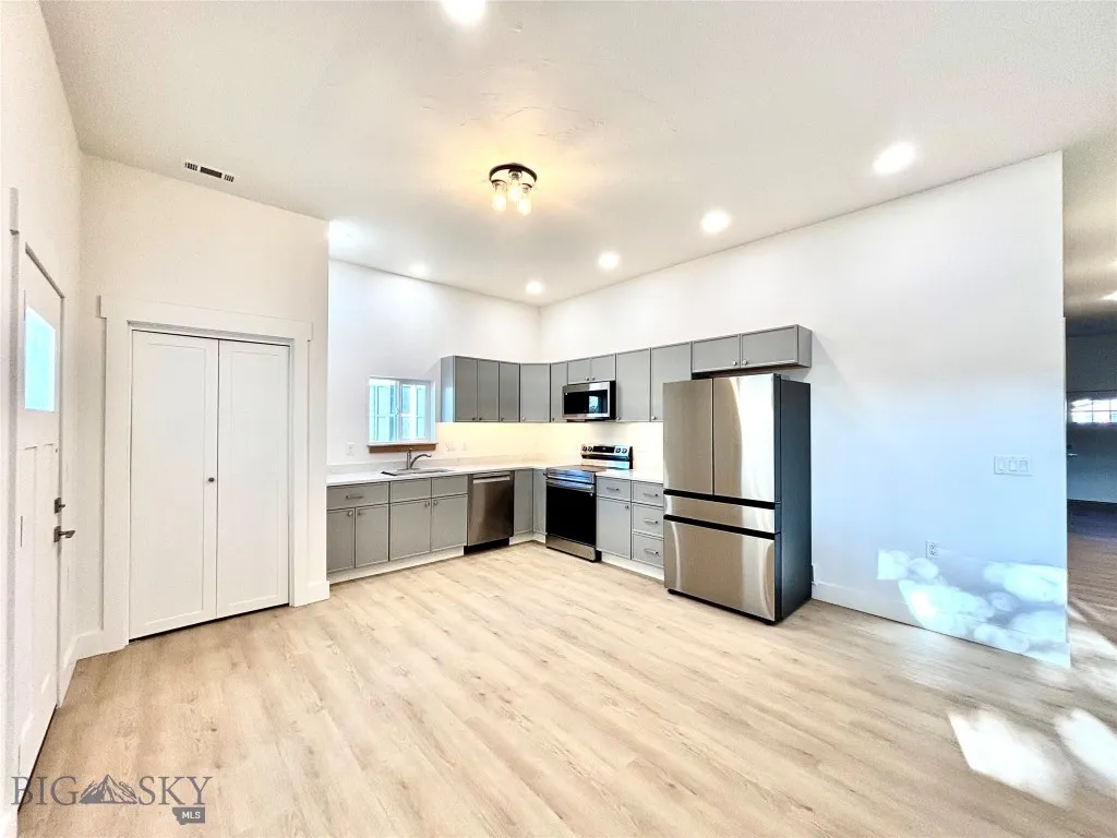 315 S Railroad Street, Dillon, Montana 59725, Dillon, Montana 59725, 3 Bedrooms Bedrooms, ,1 BathroomBathrooms,Residential,For Sale,315 S Railroad Street, Dillon, Montana 59725,0,409282