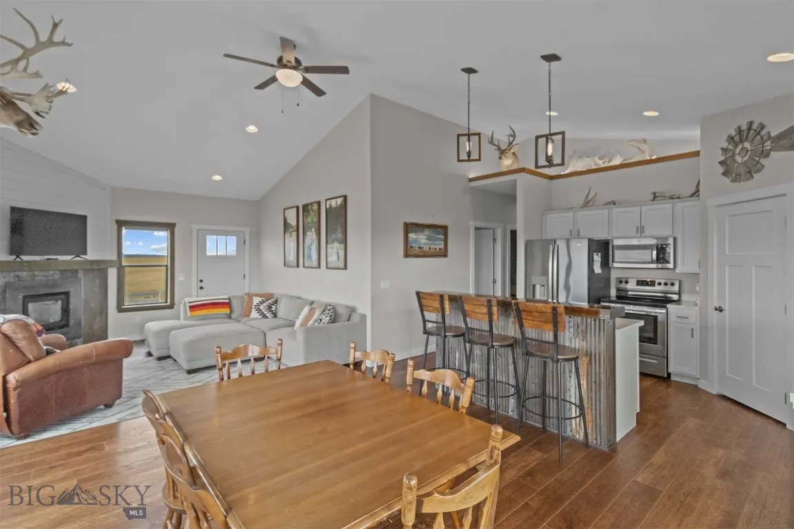 157 Skyview Lane, Townsend, Montana 59644, Townsend, Montana 59644, 3 Bedrooms Bedrooms, ,2 BathroomsBathrooms,Residential,For Sale,157 Skyview Lane, Townsend, Montana 59644,0,409299