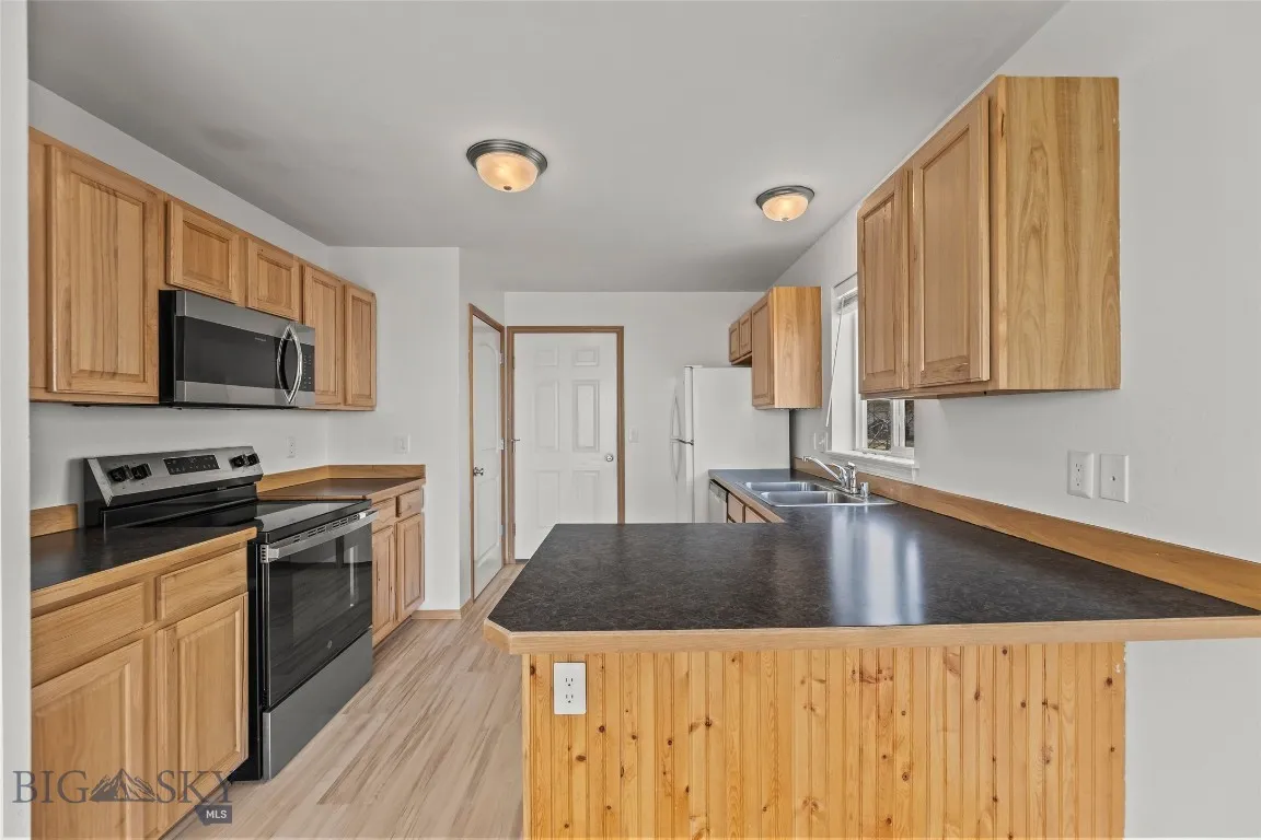 173 E Magnolia Drive, Belgrade, Montana 59714, Belgrade, Montana 59714, 3 Bedrooms Bedrooms, ,2 BathroomsBathrooms,Residential,For Sale,173 E Magnolia Drive, Belgrade, Montana 59714,0,409161