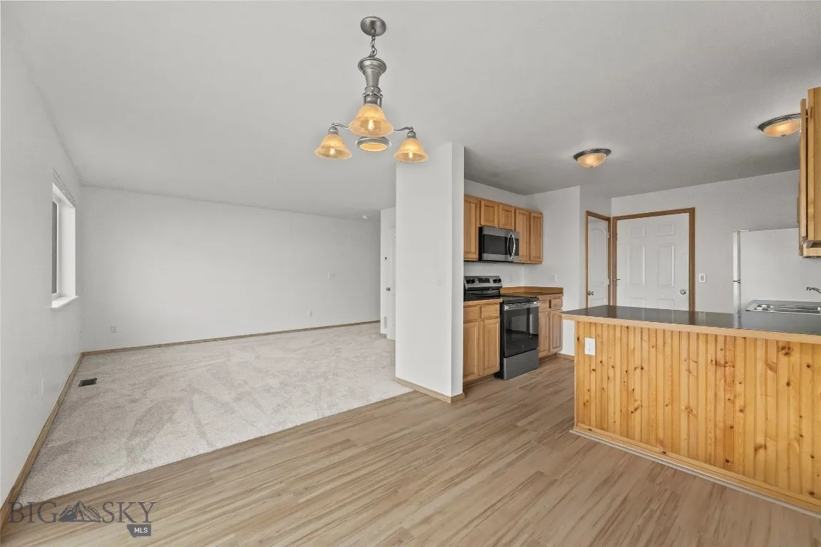 173 E Magnolia Drive, Belgrade, Montana 59714, Belgrade, Montana 59714, 3 Bedrooms Bedrooms, ,2 BathroomsBathrooms,Residential,For Sale,173 E Magnolia Drive, Belgrade, Montana 59714,0,409161
