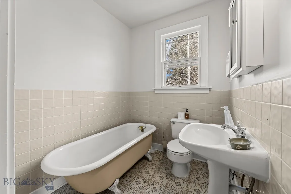 319 S Willson, Bozeman, Montana 59715, Bozeman, Montana 59715, 7 Bedrooms Bedrooms, ,5 BathroomsBathrooms,Residential,For Sale,319 S Willson, Bozeman, Montana 59715,0,404239