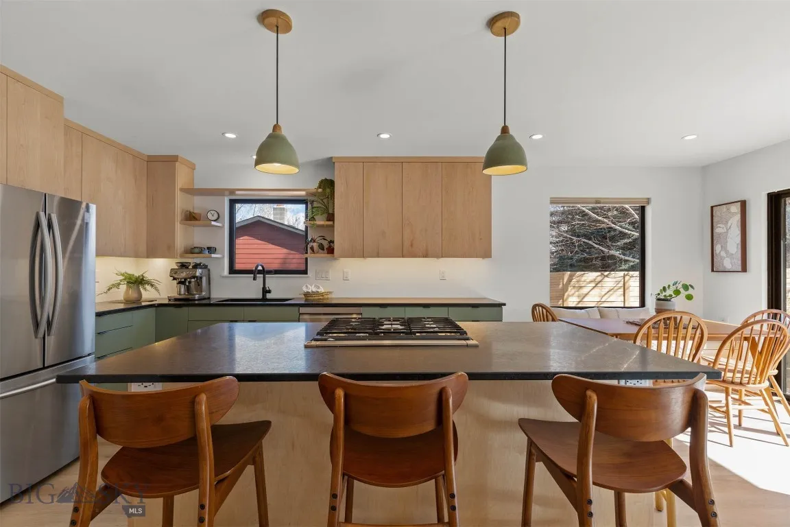 Large island with downdraft oven