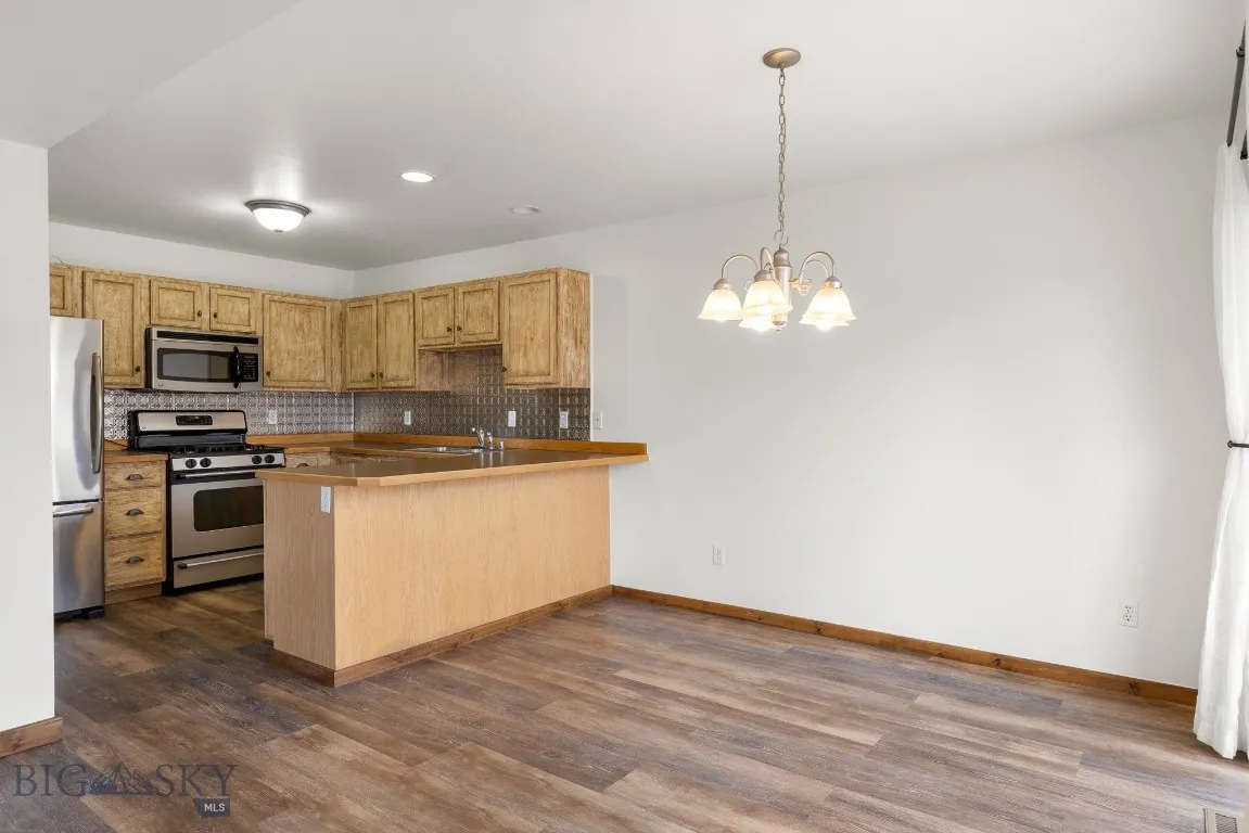 4076 Broadwater Street, Bozeman, Montana 59718, Bozeman, Montana 59718, 3 Bedrooms Bedrooms, ,2 BathroomsBathrooms,Residential,For Sale,4076 Broadwater Street, Bozeman, Montana 59718,0,409219