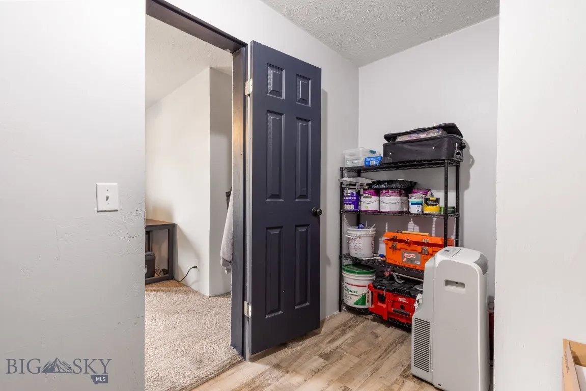 103 High Ground Ave, Livingston, Montana 59047, Livingston, Montana 59047, 3 Bedrooms Bedrooms, ,2 BathroomsBathrooms,Residential,For Sale,103 High Ground Ave, Livingston, Montana 59047,0,408913