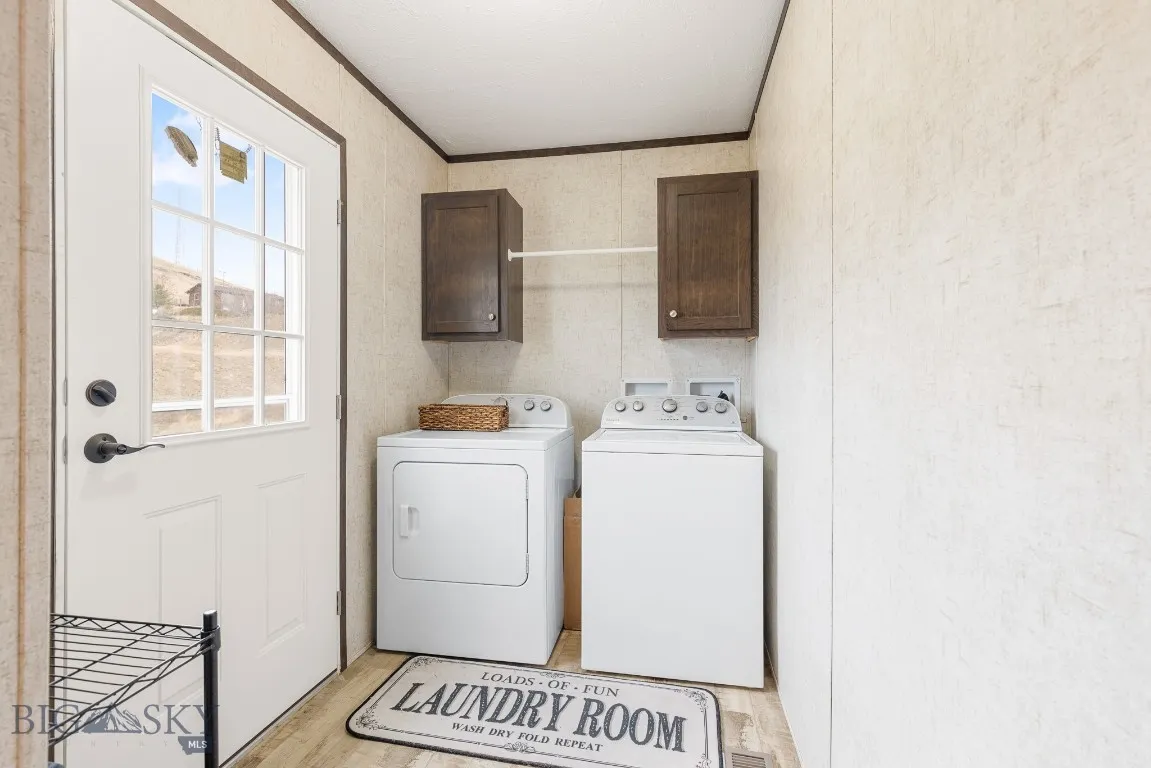 Laundry/mudroom
