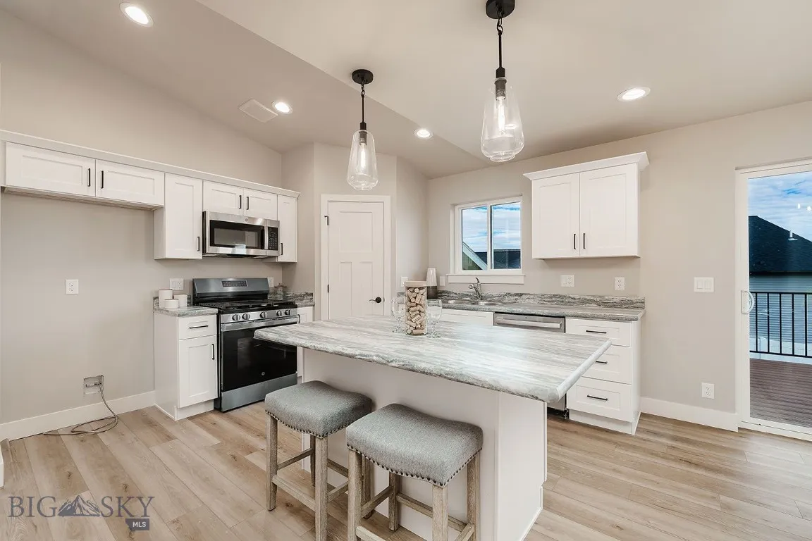 2305 Oriole Drive, Belgrade, Montana 59714, Belgrade, Montana 59714, 4 Bedrooms Bedrooms, ,3 BathroomsBathrooms,Residential,For Sale,2305 Oriole Drive, Belgrade, Montana 59714,0,409332