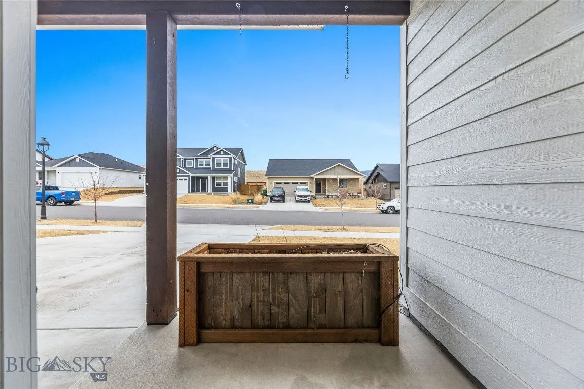 Entryway/Raised Garden