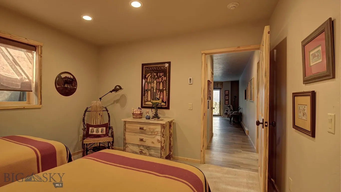 5 East Slope Road, Mammoth, Montana 59721, Mammoth, Montana 59721, 2 Bedrooms Bedrooms, ,2 BathroomsBathrooms,Residential,For Sale,5 East Slope Road, Mammoth, Montana 59721,0,409245