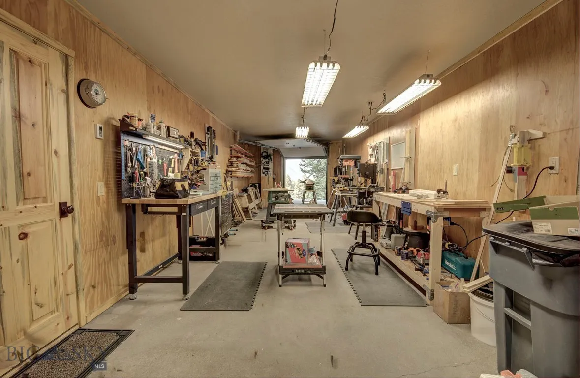 5 East Slope Road, Mammoth, Montana 59721, Mammoth, Montana 59721, 2 Bedrooms Bedrooms, ,2 BathroomsBathrooms,Residential,For Sale,5 East Slope Road, Mammoth, Montana 59721,0,409245