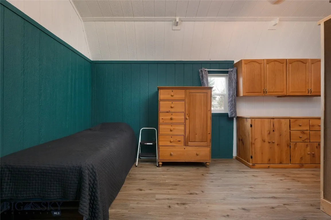1215 E Gallatin Street, Livingston, Montana 59047, Livingston, Montana 59047, ,Residential Income,For Sale,1215 E Gallatin Street, Livingston, Montana 59047,0,409295