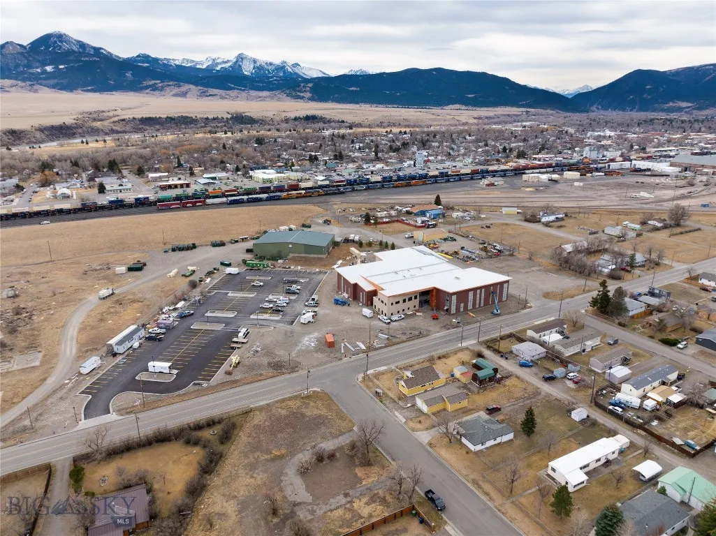 1215 E Gallatin Street, Livingston, Montana 59047, Livingston, Montana 59047, ,Residential Income,For Sale,1215 E Gallatin Street, Livingston, Montana 59047,0,409295