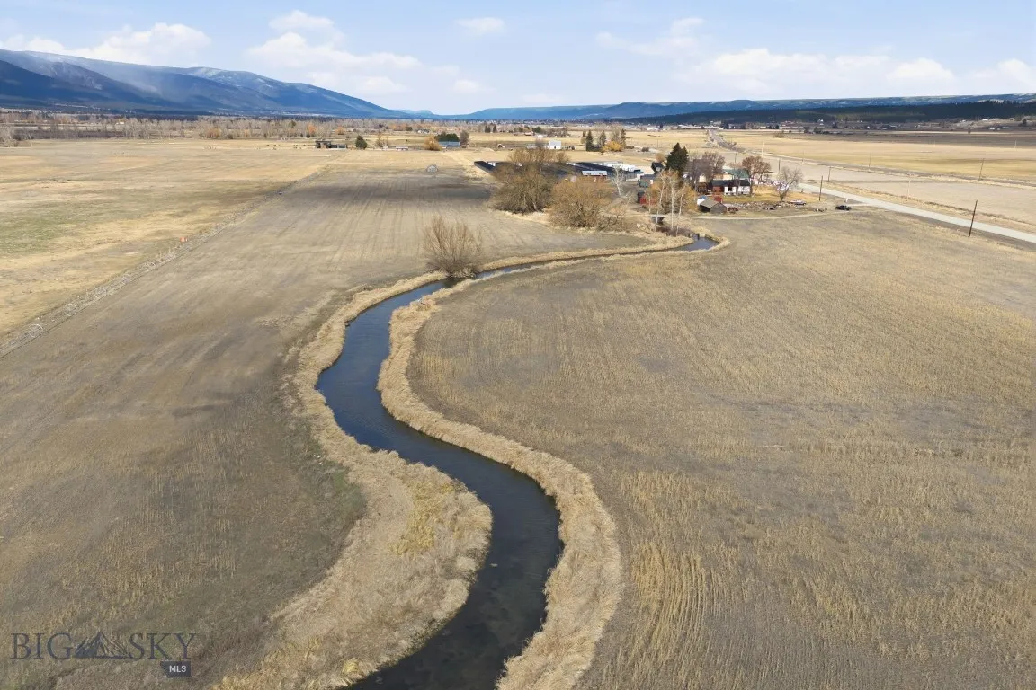 2663 Eastside Highway, Stevensville, Montana 59870, Stevensville, Montana 59870, ,Farm,For Sale,2663 Eastside Highway, Stevensville, Montana 59870,0,409333