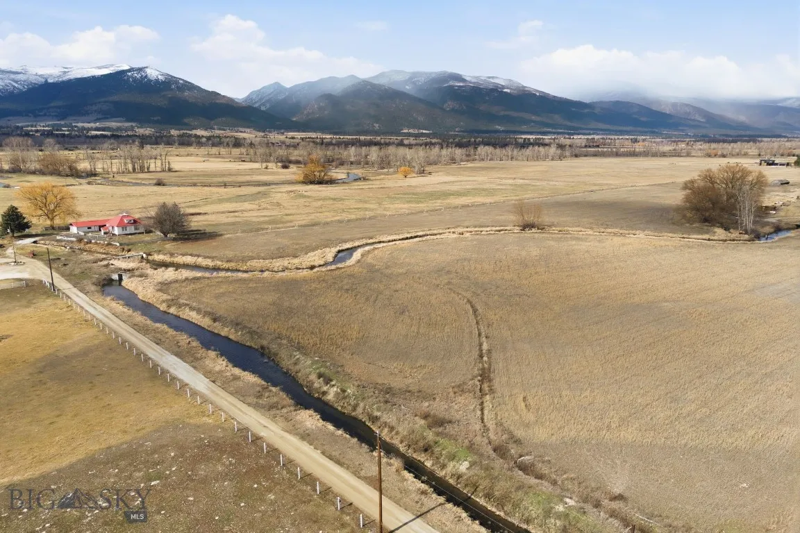 2663 Eastside Highway, Stevensville, Montana 59870, Stevensville, Montana 59870, ,Farm,For Sale,2663 Eastside Highway, Stevensville, Montana 59870,0,409333