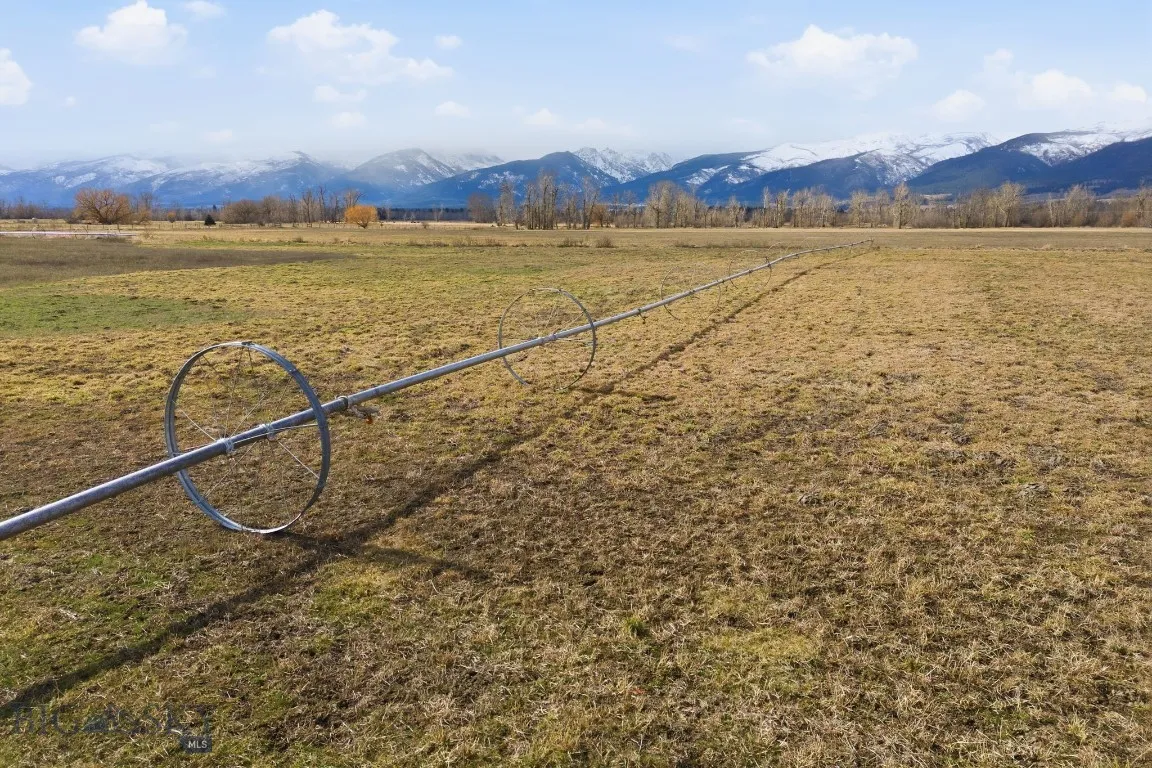 2663 Eastside Highway, Stevensville, Montana 59870, Stevensville, Montana 59870, ,Farm,For Sale,2663 Eastside Highway, Stevensville, Montana 59870,0,409333