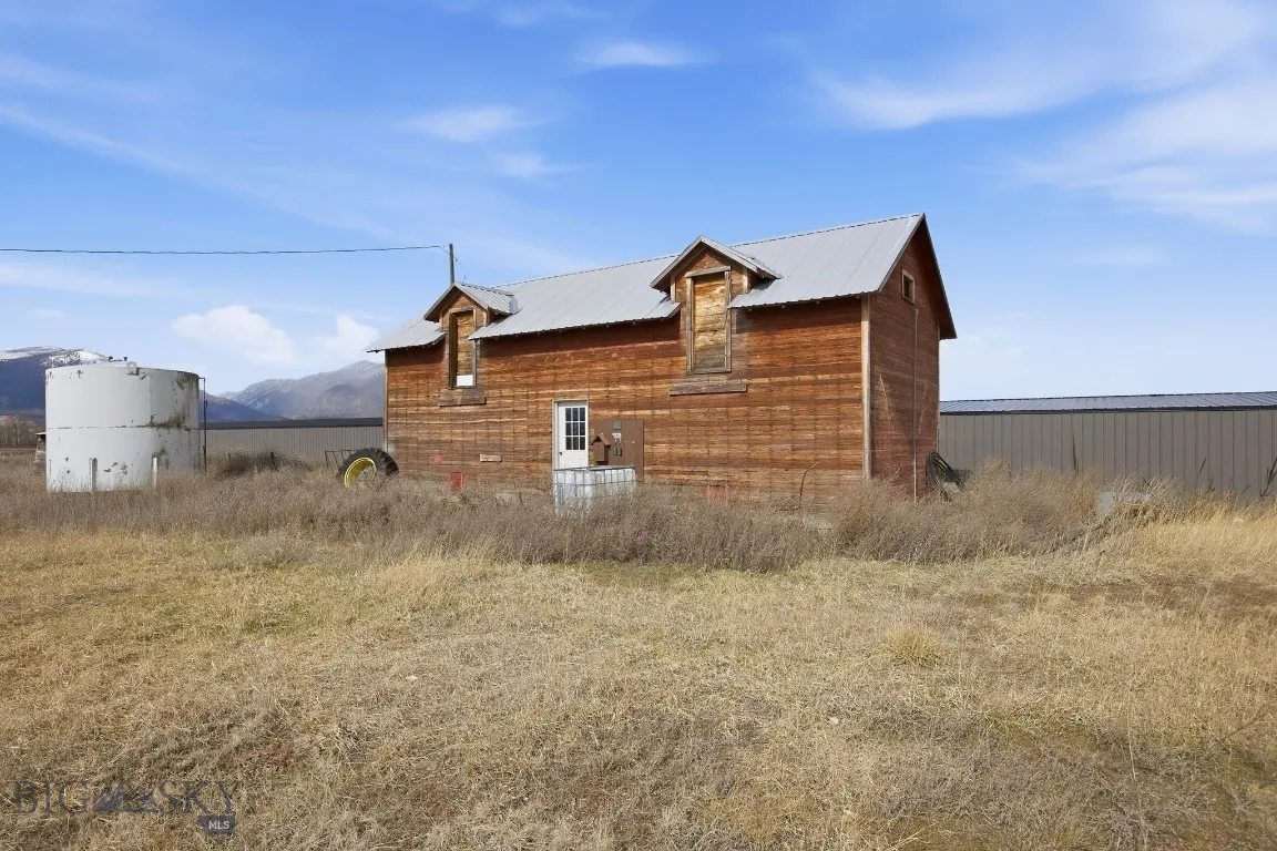 2663 Eastside Highway, Stevensville, Montana 59870, Stevensville, Montana 59870, ,Farm,For Sale,2663 Eastside Highway, Stevensville, Montana 59870,0,409333