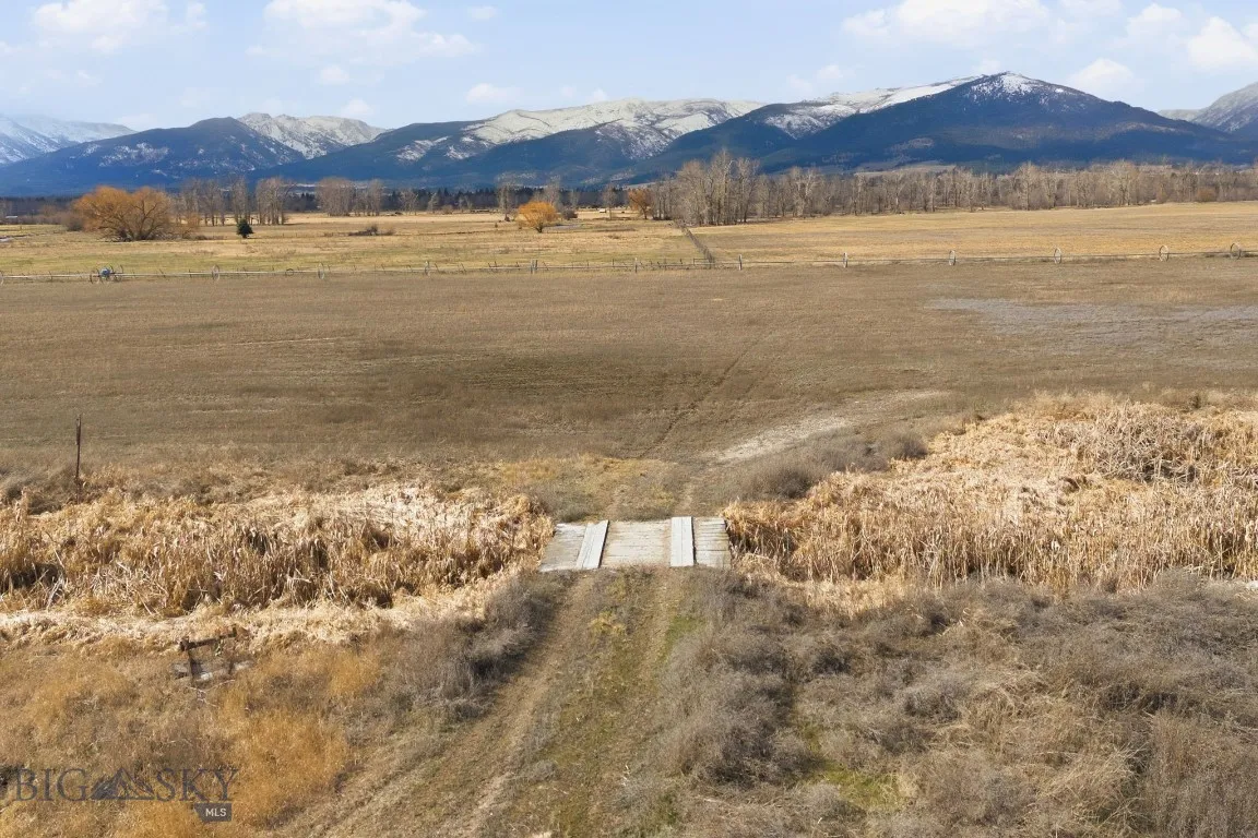 2663 Eastside Highway, Stevensville, Montana 59870, Stevensville, Montana 59870, ,Farm,For Sale,2663 Eastside Highway, Stevensville, Montana 59870,0,409333