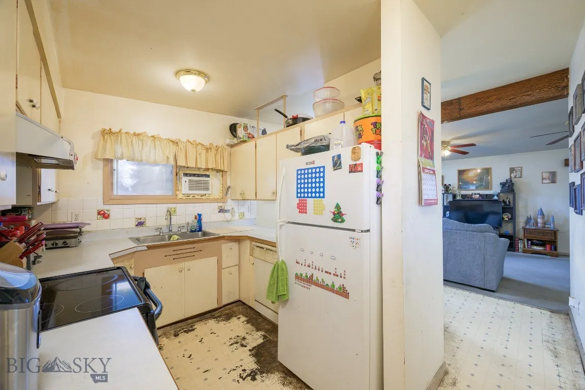 1510 Maurine Street, Billings, Montana 59105, Billings, Montana 59105, 3 Bedrooms Bedrooms, ,2 BathroomsBathrooms,Residential,For Sale,1510 Maurine Street, Billings, Montana 59105,0,409248