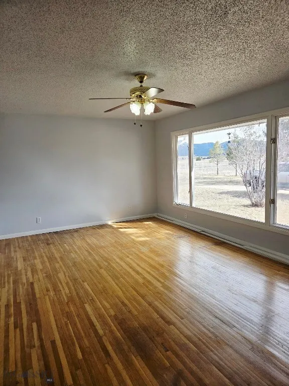 5965 Albany Avenue, Butte, Montana 59701, Butte, Montana 59701, 4 Bedrooms Bedrooms, ,2 BathroomsBathrooms,Residential,For Sale,5965 Albany Avenue, Butte, Montana 59701,0,409335