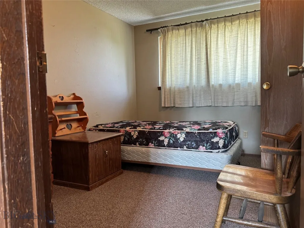 915 E 2nd Ave, Big Timber, Montana 59011, Big Timber, Montana 59011, 4 Bedrooms Bedrooms, ,2 BathroomsBathrooms,Residential,For Sale,915 E 2nd Ave, Big Timber, Montana 59011,0,409292