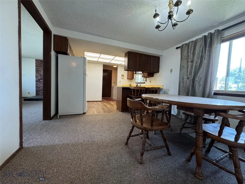 915 E 2nd Ave, Big Timber, Montana 59011, Big Timber, Montana 59011, 4 Bedrooms Bedrooms, ,2 BathroomsBathrooms,Residential,For Sale,915 E 2nd Ave, Big Timber, Montana 59011,0,409292
