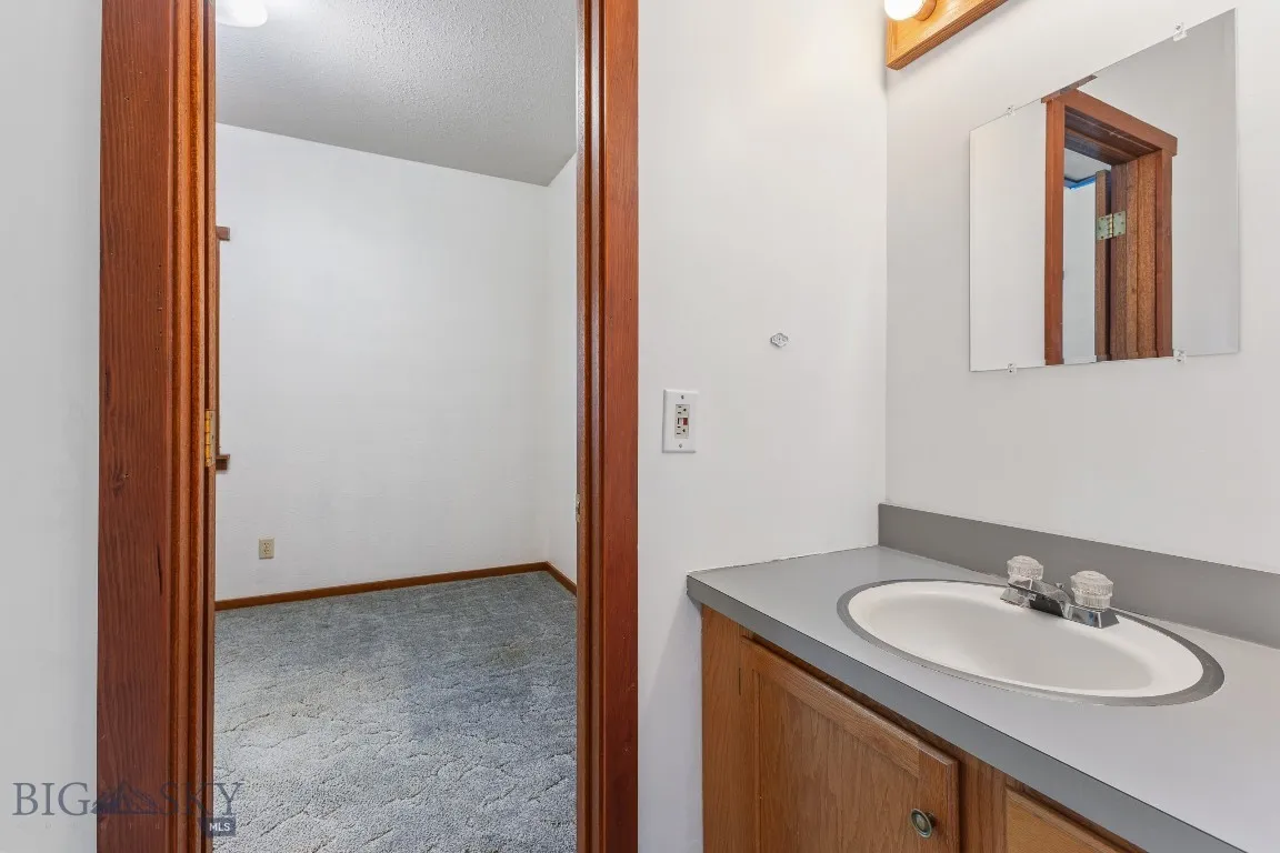 3112 6th Avenue S, Billings, Montana 59101, Billings, Montana 59101, 4 Bedrooms Bedrooms, ,1 BathroomBathrooms,Residential,For Sale,3112 6th Avenue S, Billings, Montana 59101,0,409256