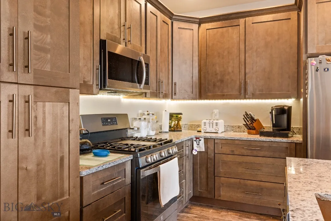 plenty of cabinet space and beautiful granite counter tops