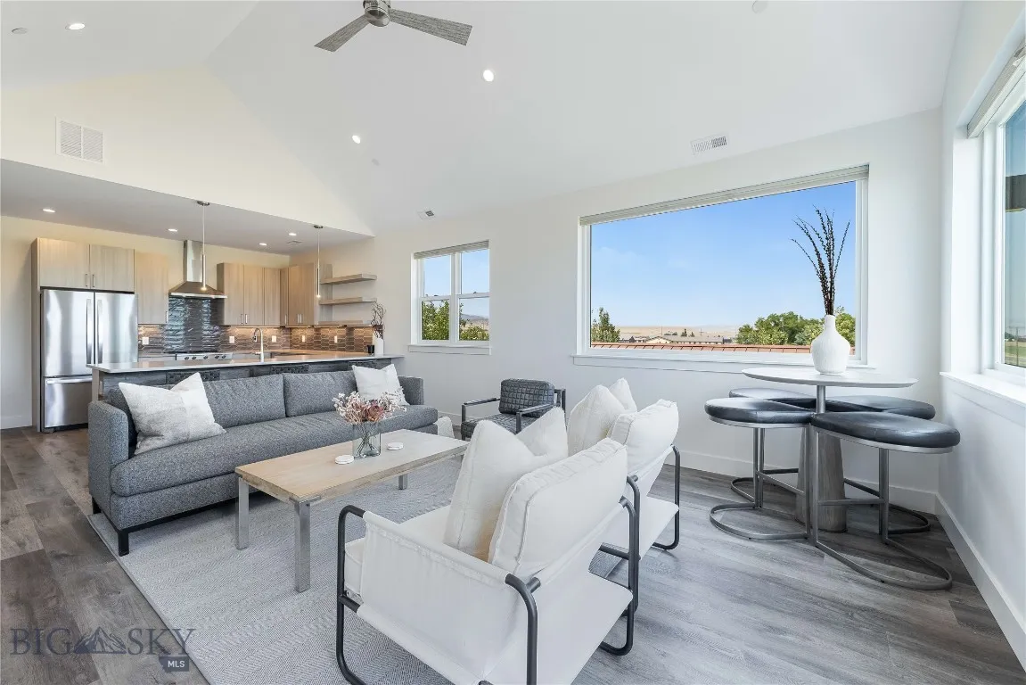 450 Loomis Way C, Ennis, Montana 59729, Ennis, Montana 59729, 3 Bedrooms Bedrooms, ,1 BathroomBathrooms,Residential,For Sale,450 Loomis Way C, Ennis, Montana 59729,0,409010