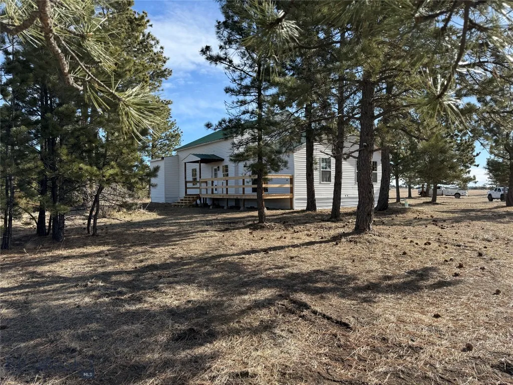 Reed Point, Montana 59069, 3 Bedrooms Bedrooms, ,2 BathroomsBathrooms,Residential,For Sale,0,409359
