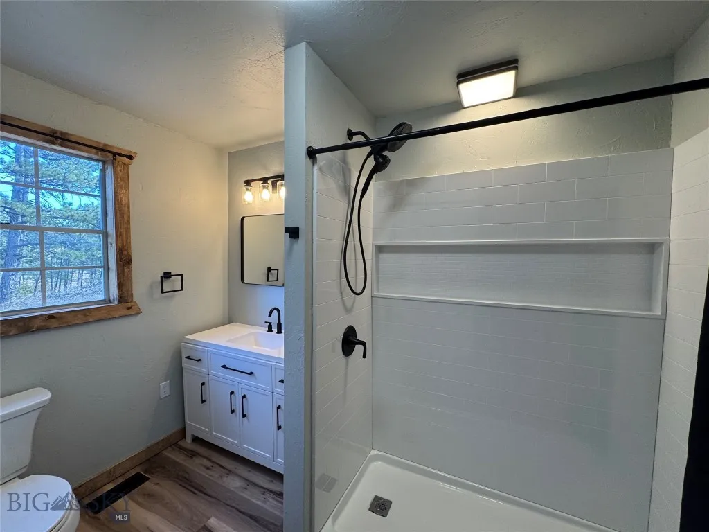 Reed Point, Montana 59069, 3 Bedrooms Bedrooms, ,2 BathroomsBathrooms,Residential,For Sale,0,409359