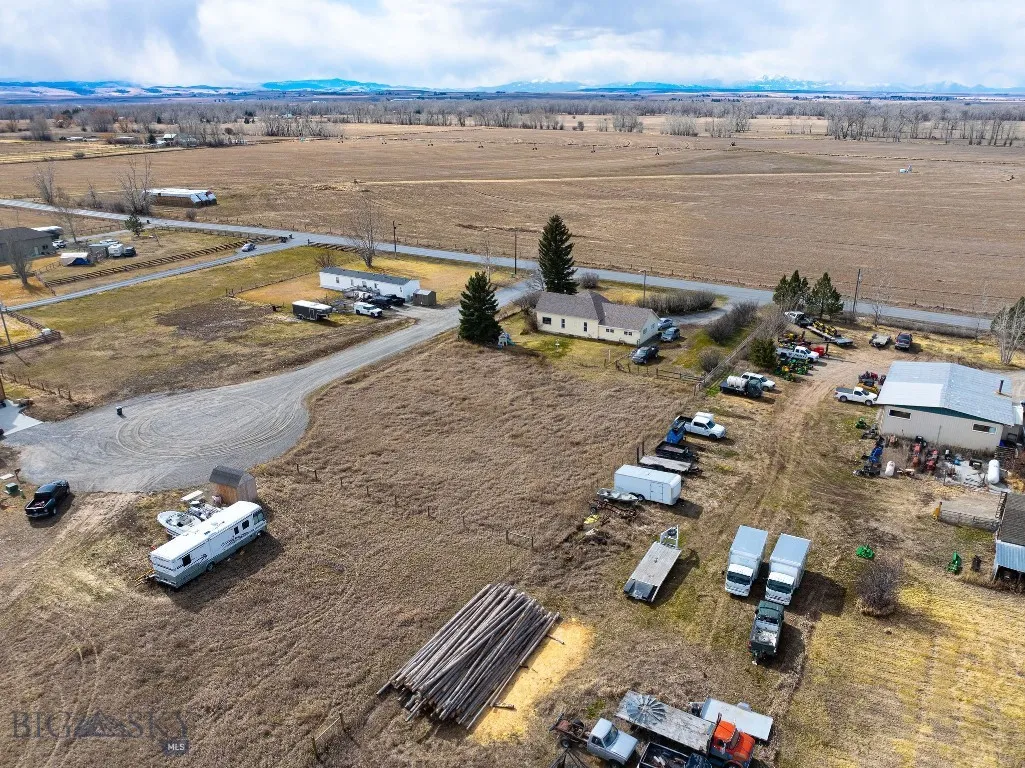 6868 Thorpe Road, Belgrade, Montana 59714, Belgrade, Montana 59714, 3 Bedrooms Bedrooms, ,1 BathroomBathrooms,Residential,For Sale,6868 Thorpe Road, Belgrade, Montana 59714,0,409129