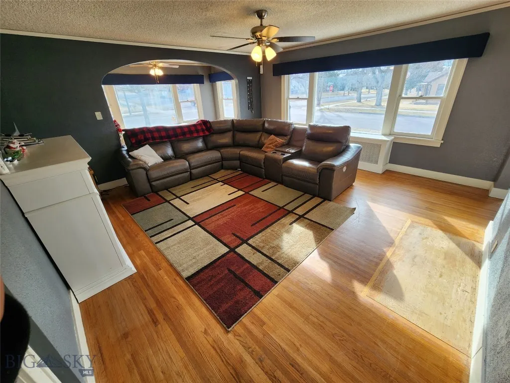 3301 1st Avenue N, Great Falls, Montana 59401, Great Falls, Montana 59401, 3 Bedrooms Bedrooms, ,2 BathroomsBathrooms,Residential,For Sale,3301 1st Avenue N, Great Falls, Montana 59401,0,409393