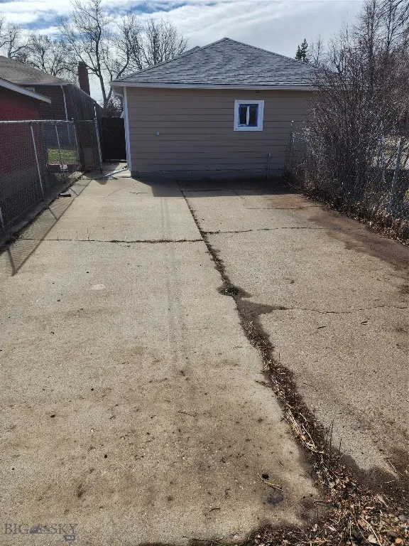 3301 1st Avenue N, Great Falls, Montana 59401, Great Falls, Montana 59401, 3 Bedrooms Bedrooms, ,2 BathroomsBathrooms,Residential,For Sale,3301 1st Avenue N, Great Falls, Montana 59401,0,409393