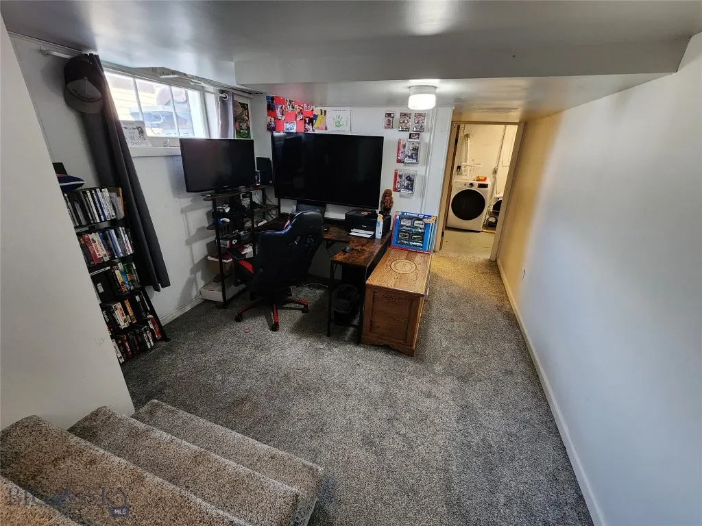 3301 1st Avenue N, Great Falls, Montana 59401, Great Falls, Montana 59401, 3 Bedrooms Bedrooms, ,2 BathroomsBathrooms,Residential,For Sale,3301 1st Avenue N, Great Falls, Montana 59401,0,409393
