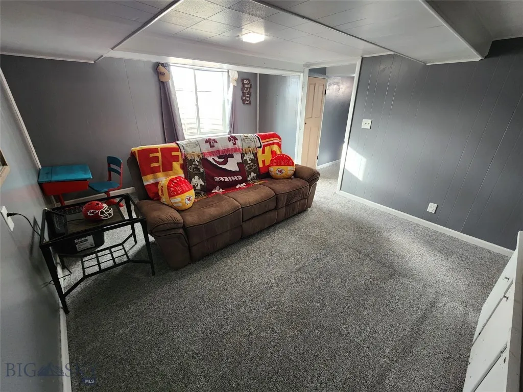 3301 1st Avenue N, Great Falls, Montana 59401, Great Falls, Montana 59401, 3 Bedrooms Bedrooms, ,2 BathroomsBathrooms,Residential,For Sale,3301 1st Avenue N, Great Falls, Montana 59401,0,409393