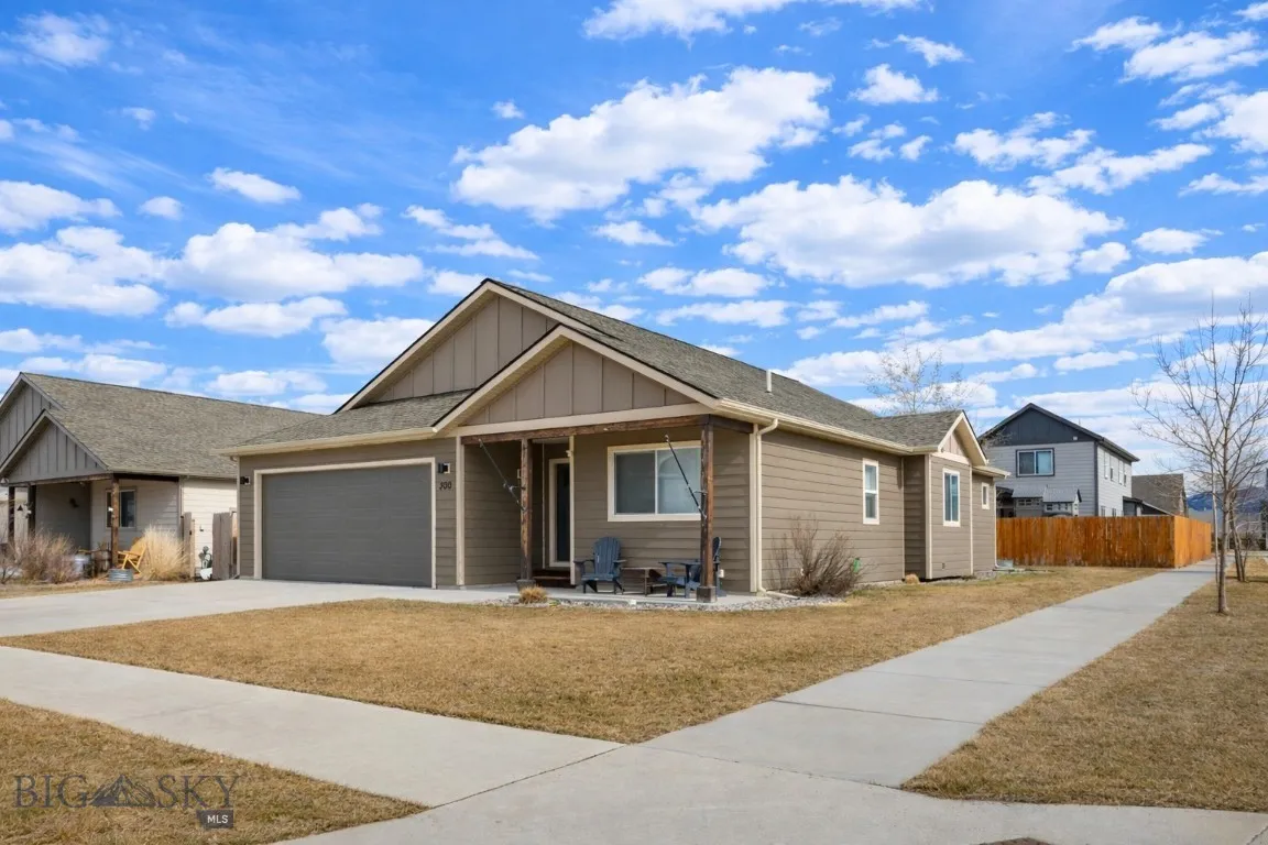 300 Crockett, Belgrade, Montana 59714, Belgrade, Montana 59714, 3 Bedrooms Bedrooms, ,2 BathroomsBathrooms,Residential,For Sale,300 Crockett, Belgrade, Montana 59714,0,409246