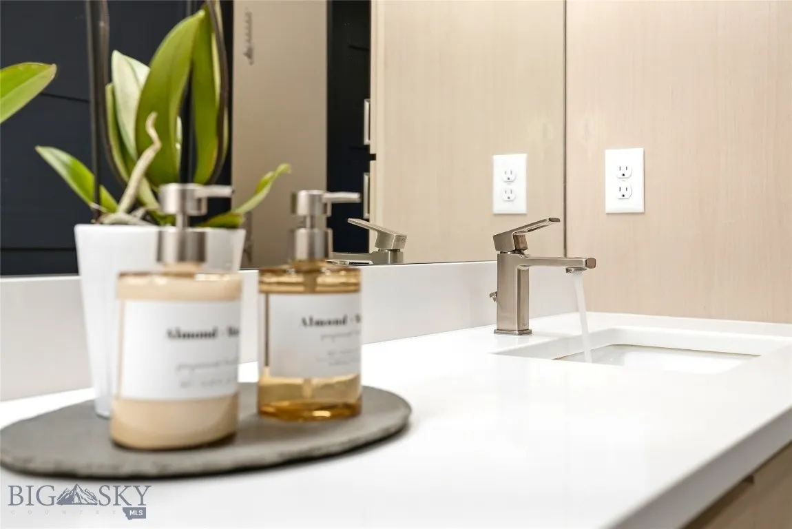 Solid surface counters