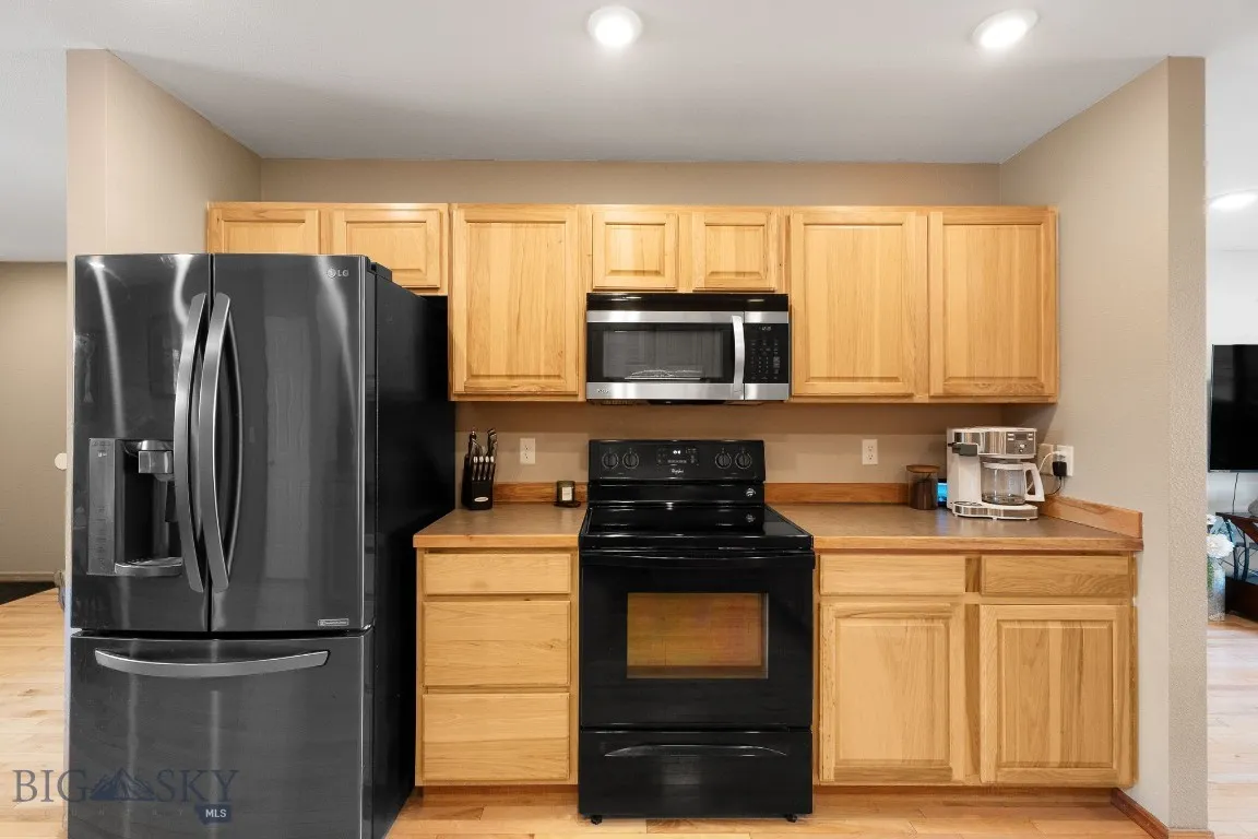 659 Green Tree, Belgrade, Montana 59714, Belgrade, Montana 59714, 3 Bedrooms Bedrooms, ,2 BathroomsBathrooms,Residential,For Sale,659 Green Tree, Belgrade, Montana 59714,0,409232