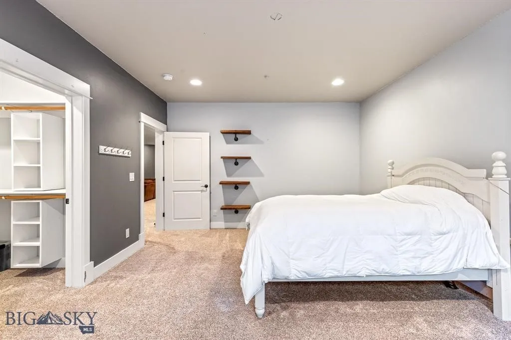 31 Haystack Drive, Bozeman, Montana 59718, Bozeman, Montana 59718, 6 Bedrooms Bedrooms, ,4 BathroomsBathrooms,Residential,For Sale,31 Haystack Drive, Bozeman, Montana 59718,0,409352