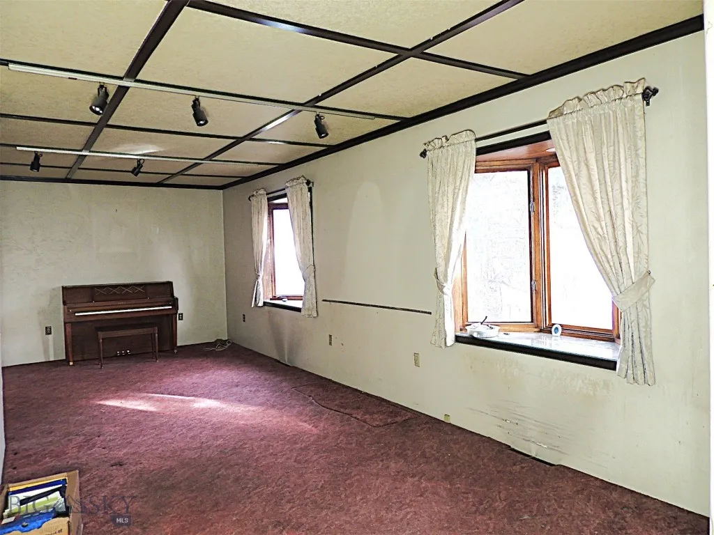 611 Hobson Avenue, Butte, Montana 59701, Butte, Montana 59701, 4 Bedrooms Bedrooms, ,2 BathroomsBathrooms,Residential,For Sale,611 Hobson Avenue, Butte, Montana 59701,0,409399